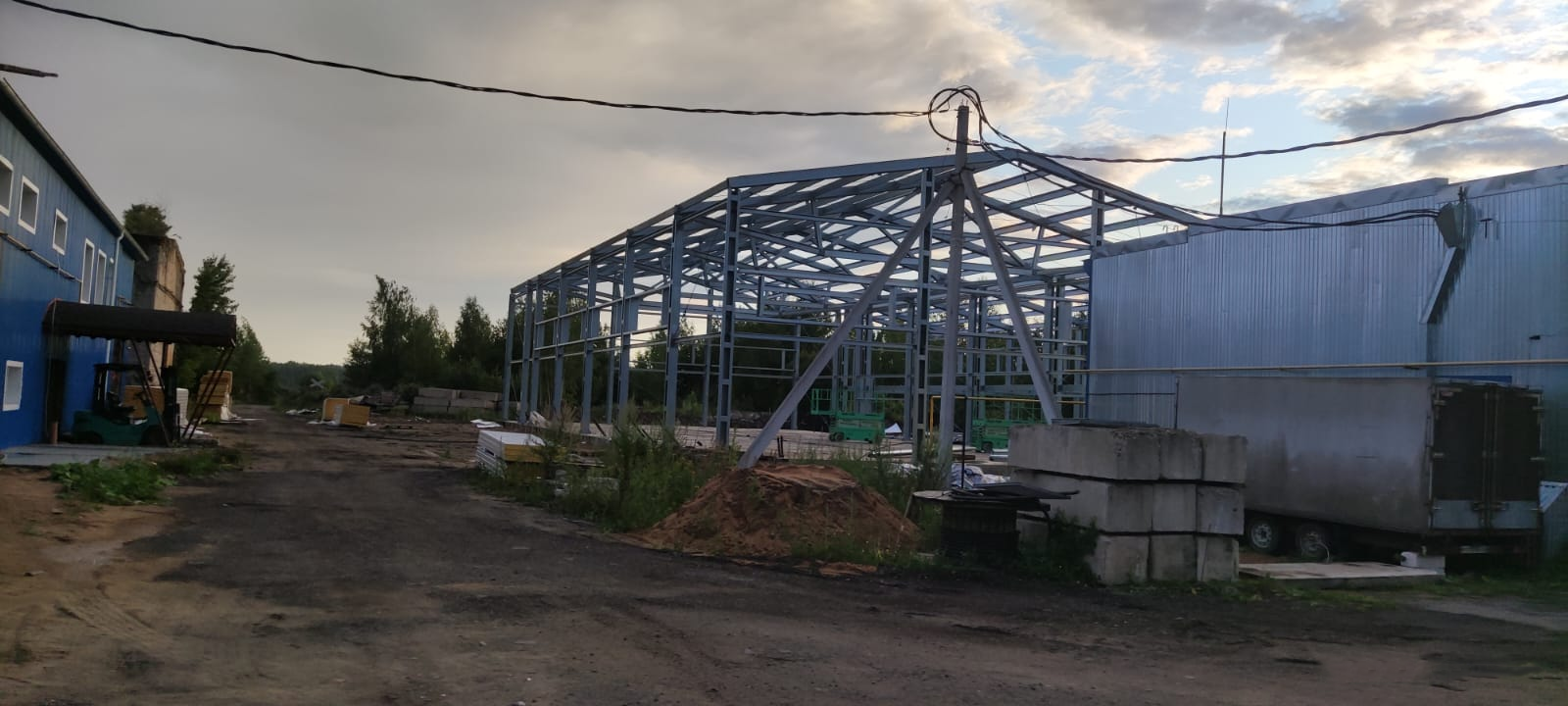 Сборка ангара из ЛСТК