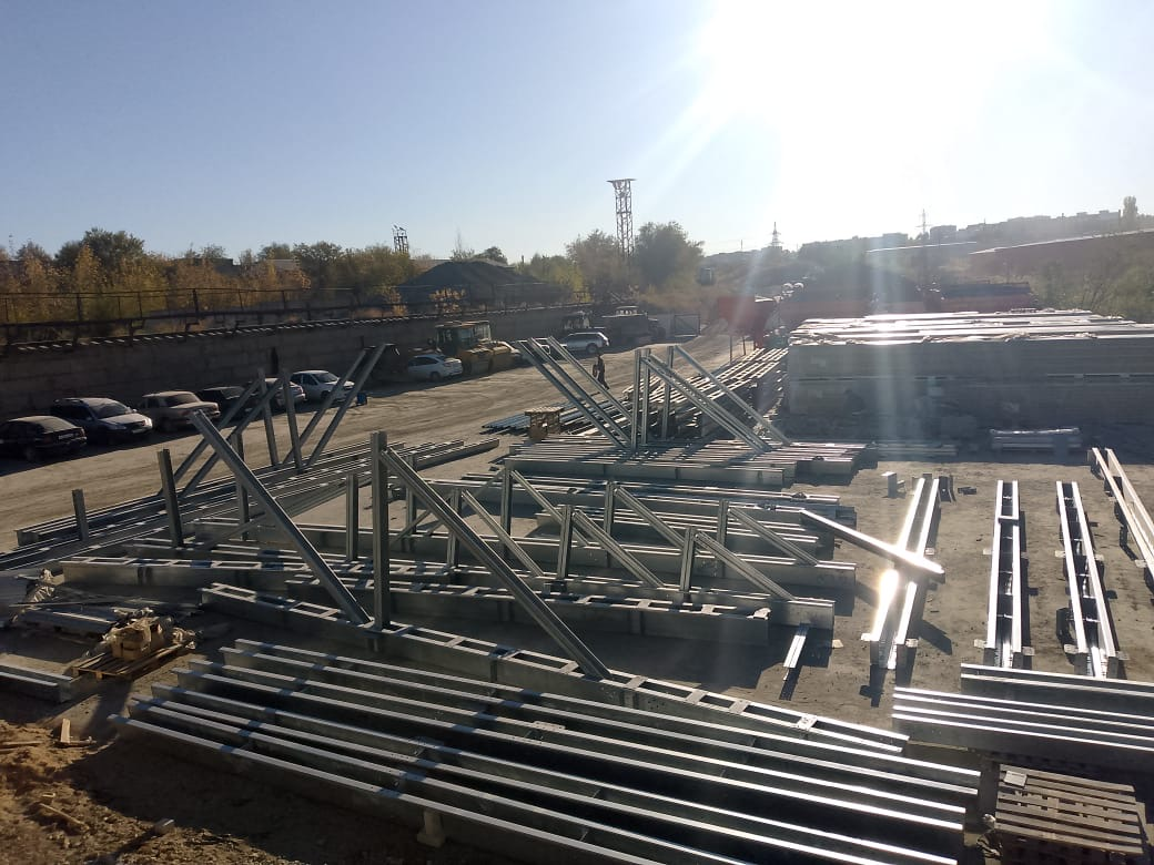 Сборка каркаса склада из ЛСТК