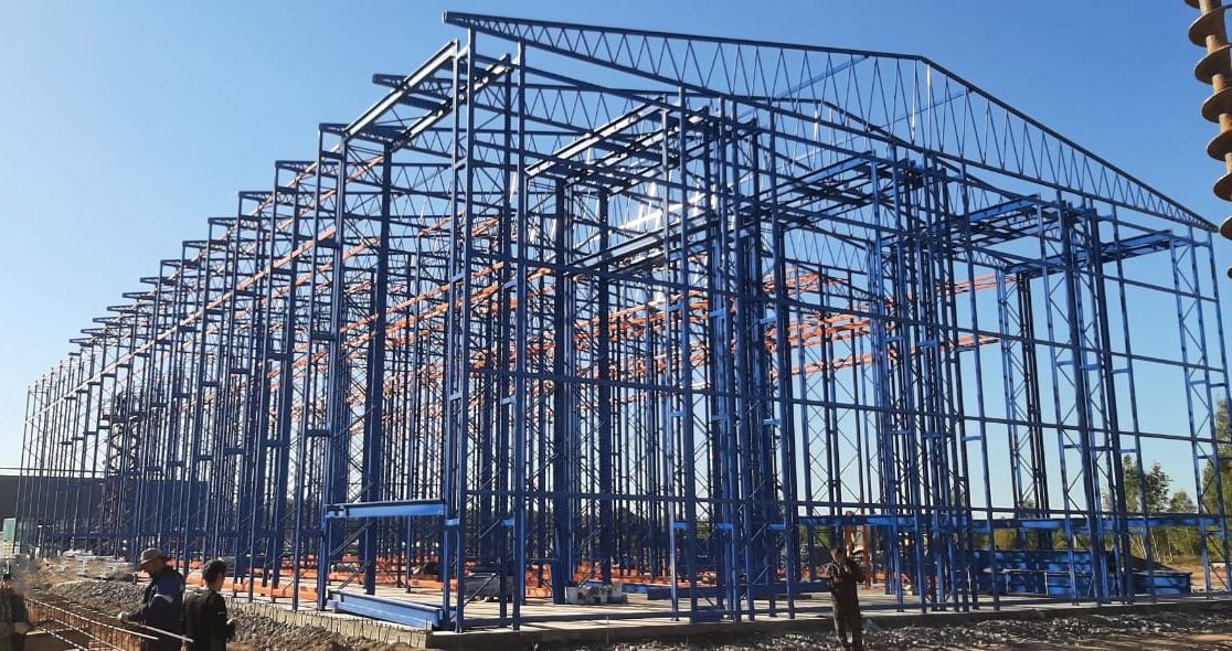 Сборка и монтаж самонесущего склада