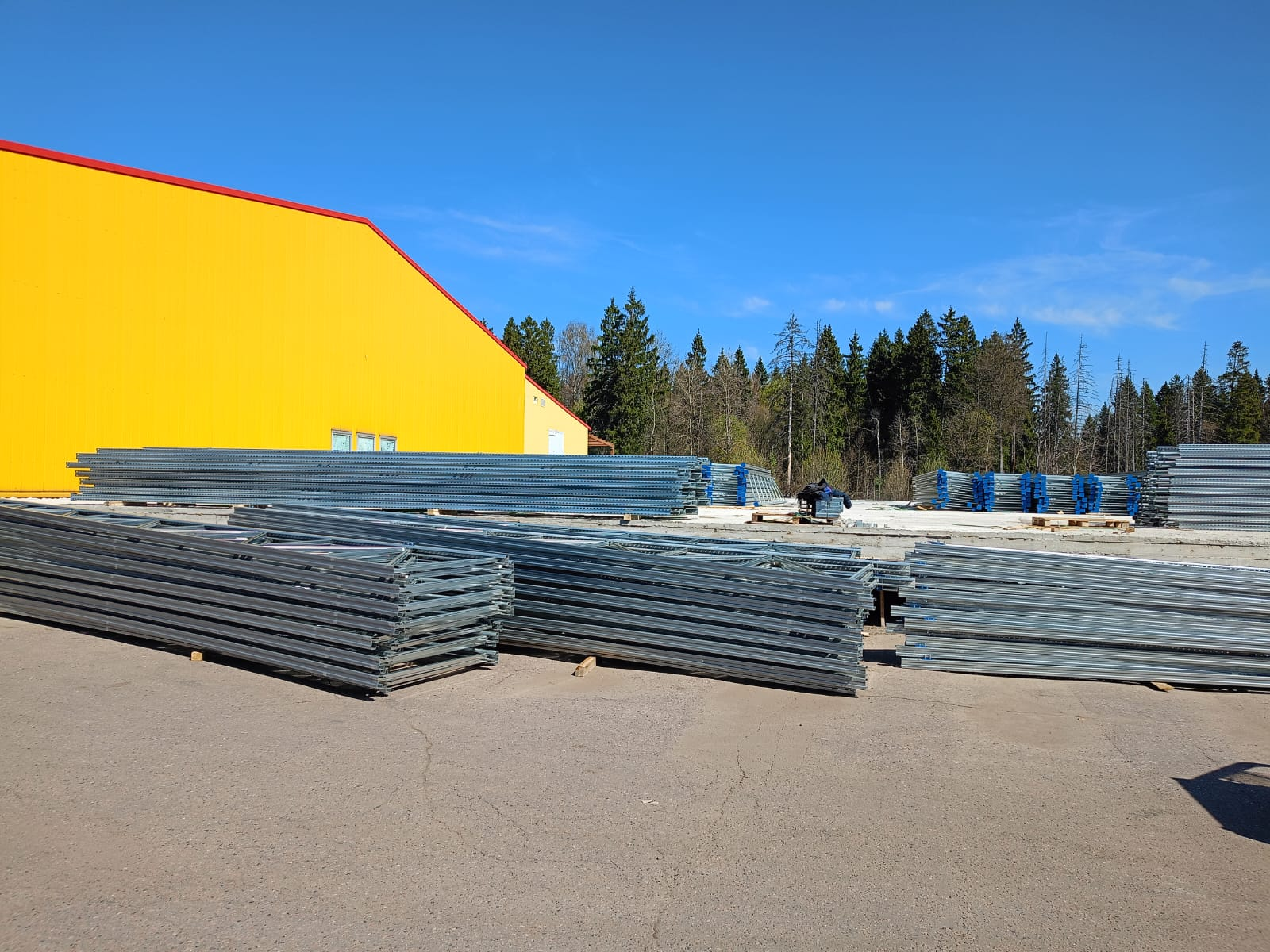 Сборка каркаса снс склада в Московской области