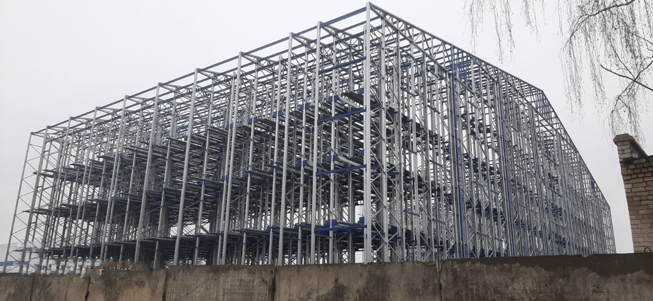 Монтаж набивного самонесущего склада